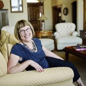 Meet your Posher, Nancy